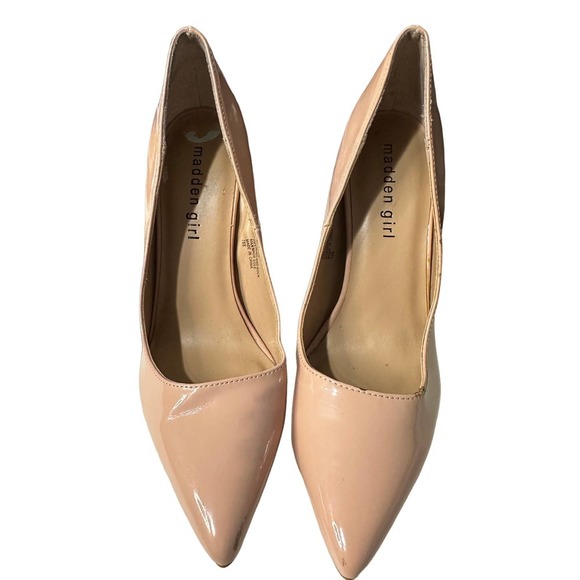 Madden Girl Faux Patent Leather Pumps Size 6 - Picture 8 of 8